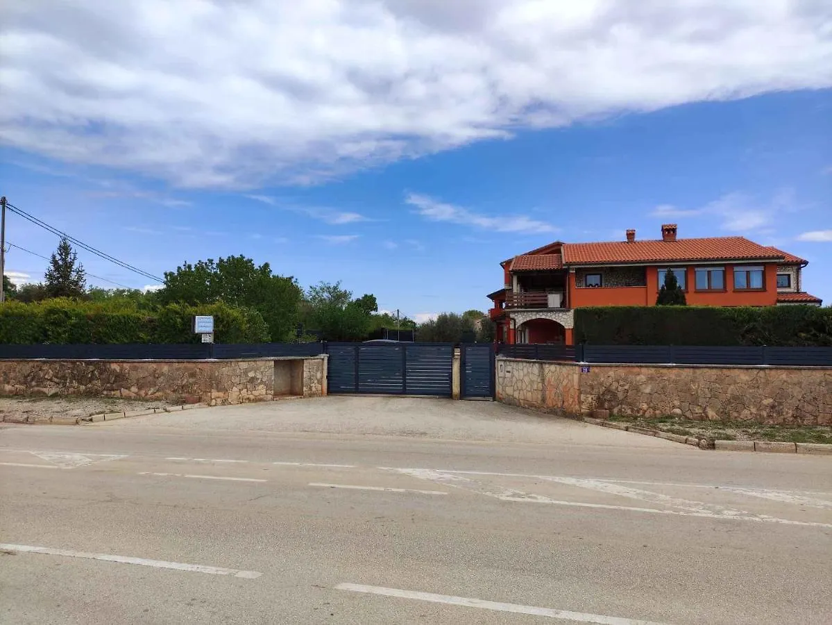 Apartment Pula 2 0*,