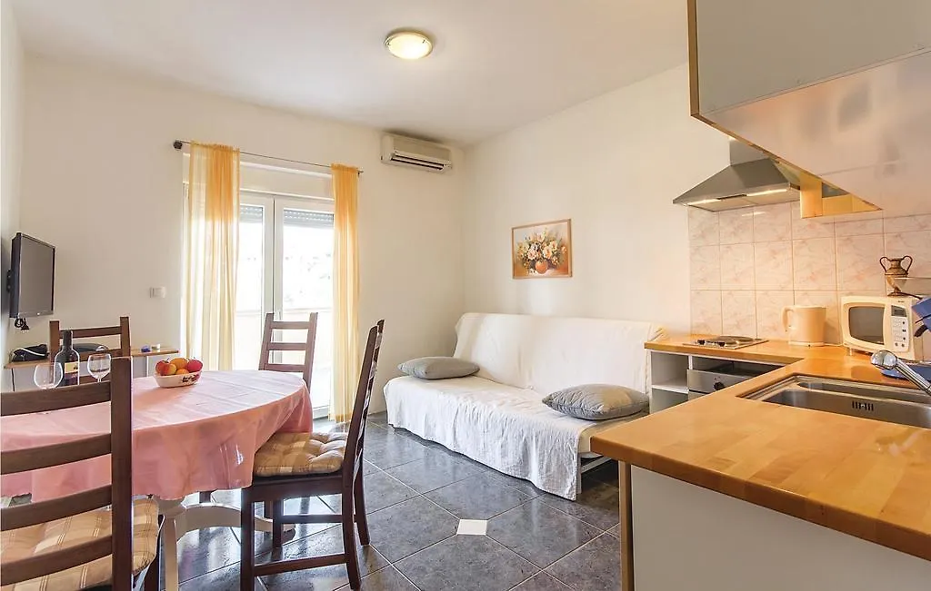 Apartment Pula 2